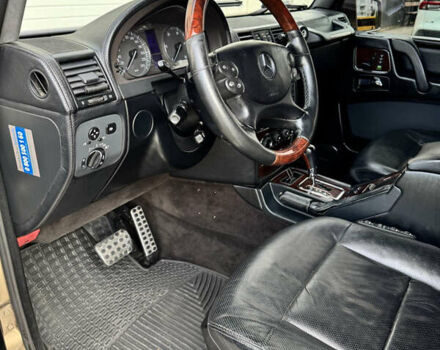 Бежевый Мерседес Г-Класс, объемом двигателя 3 л и пробегом 202 тыс. км за 39700 $, фото 4 на Automoto.ua