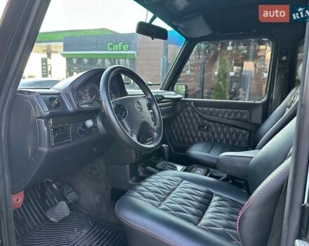 Черный Мерседес Г-Класс, объемом двигателя 3.23 л и пробегом 465 тыс. км за 17888 $, фото 25 на Automoto.ua