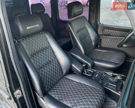 Черный Мерседес Г-Класс, объемом двигателя 5 л и пробегом 188 тыс. км за 25500 $, фото 49 на Automoto.ua