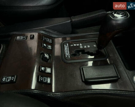 Чорний Мерседес Г-Клас, об'ємом двигуна 4.97 л та пробігом 350 тис. км за 20500 $, фото 18 на Automoto.ua