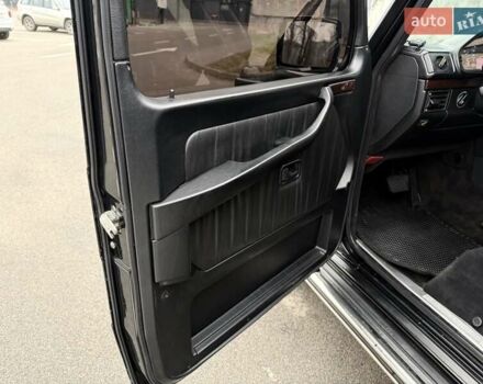 Черный Мерседес Г-Класс, объемом двигателя 4.97 л и пробегом 280 тыс. км за 16900 $, фото 30 на Automoto.ua