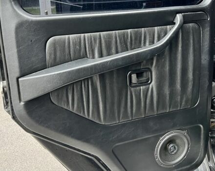 Черный Мерседес Г-Класс, объемом двигателя 5 л и пробегом 252 тыс. км за 20100 $, фото 14 на Automoto.ua