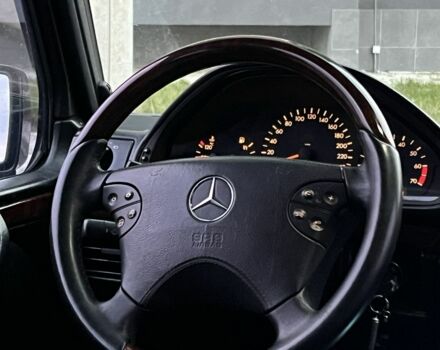 Черный Мерседес Г-Класс, объемом двигателя 5 л и пробегом 252 тыс. км за 20100 $, фото 15 на Automoto.ua