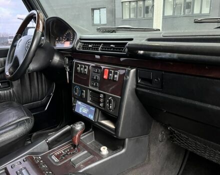 Черный Мерседес Г-Класс, объемом двигателя 5 л и пробегом 252 тыс. км за 20100 $, фото 17 на Automoto.ua