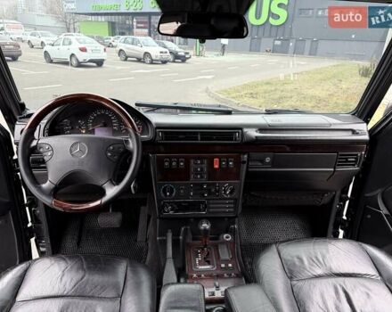 Черный Мерседес Г-Класс, объемом двигателя 4.97 л и пробегом 280 тыс. км за 16900 $, фото 31 на Automoto.ua