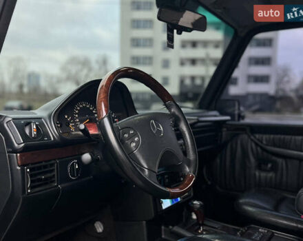 Черный Мерседес Г-Класс, объемом двигателя 5 л и пробегом 252 тыс. км за 20100 $, фото 5 на Automoto.ua