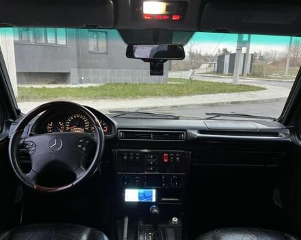 Черный Мерседес Г-Класс, объемом двигателя 5 л и пробегом 252 тыс. км за 20100 $, фото 9 на Automoto.ua