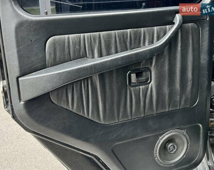 Черный Мерседес Г-Класс, объемом двигателя 5 л и пробегом 252 тыс. км за 20100 $, фото 4 на Automoto.ua