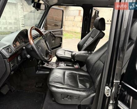 Черный Мерседес Г-Класс, объемом двигателя 4.97 л и пробегом 280 тыс. км за 16900 $, фото 7 на Automoto.ua