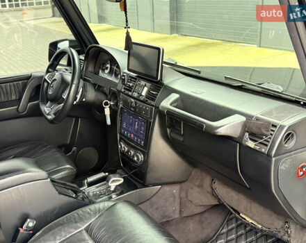 Черный Мерседес Г-Класс, объемом двигателя 4.97 л и пробегом 250 тыс. км за 23500 $, фото 19 на Automoto.ua