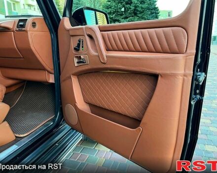 Черный Мерседес Г-Класс, объемом двигателя 5 л и пробегом 175 тыс. км за 29000 $, фото 12 на Automoto.ua