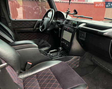 Черный Мерседес Г-Класс, объемом двигателя 5 л и пробегом 205 тыс. км за 22900 $, фото 20 на Automoto.ua