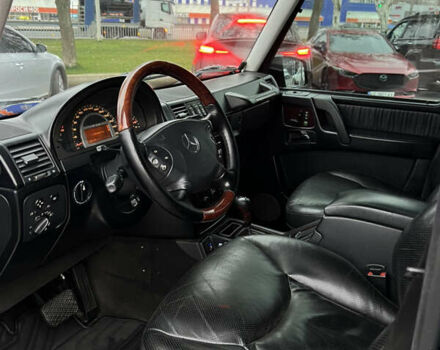 Чорний Мерседес Г-Клас, об'ємом двигуна 5 л та пробігом 259 тис. км за 23000 $, фото 25 на Automoto.ua