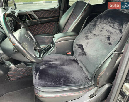 Черный Мерседес Г-Класс, объемом двигателя 5 л и пробегом 205 тыс. км за 22900 $, фото 13 на Automoto.ua