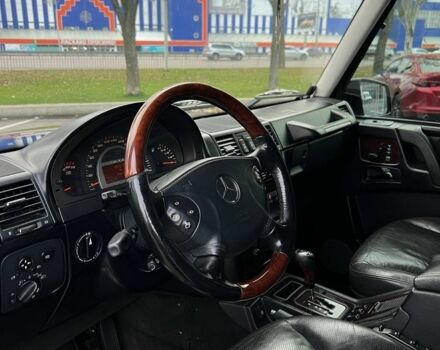 Чорний Мерседес Г-Клас, об'ємом двигуна 5 л та пробігом 258 тис. км за 21900 $, фото 9 на Automoto.ua