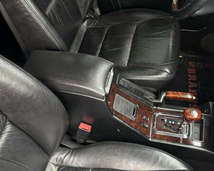 Черный Мерседес Г-Класс, объемом двигателя 4.97 л и пробегом 184 тыс. км за 25500 $, фото 5 на Automoto.ua