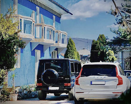 Черный Мерседес Г-Класс, объемом двигателя 5 л и пробегом 260 тыс. км за 25000 $, фото 8 на Automoto.ua