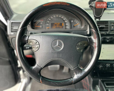 Черный Мерседес Г-Класс, объемом двигателя 5 л и пробегом 205 тыс. км за 22900 $, фото 14 на Automoto.ua