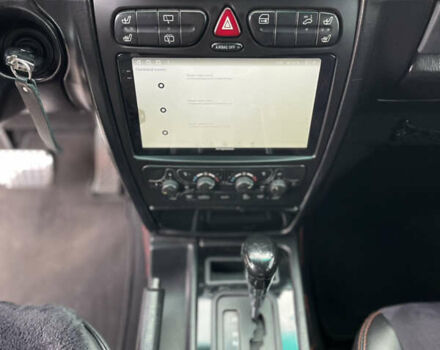 Черный Мерседес Г-Класс, объемом двигателя 5 л и пробегом 205 тыс. км за 22900 $, фото 15 на Automoto.ua