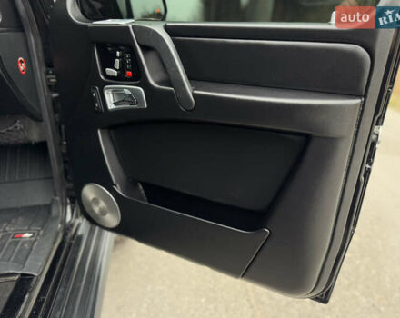 Черный Мерседес Г-Класс, объемом двигателя 5 л и пробегом 150 тыс. км за 39500 $, фото 41 на Automoto.ua