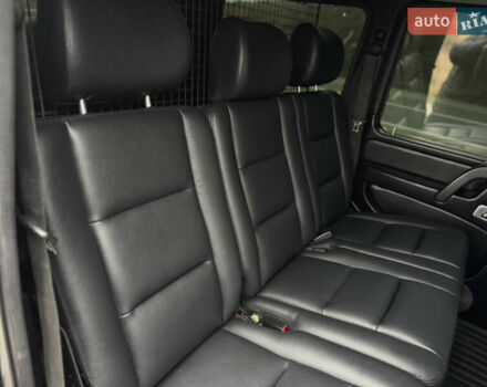 Черный Мерседес Г-Класс, объемом двигателя 5 л и пробегом 150 тыс. км за 39500 $, фото 47 на Automoto.ua