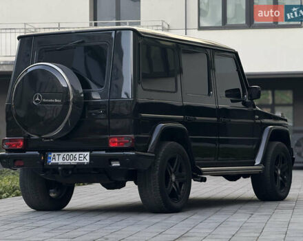 Черный Мерседес Г-Класс, объемом двигателя 5 л и пробегом 303 тыс. км за 22500 $, фото 5 на Automoto.ua