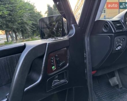 Чорний Мерседес Г-Клас, об'ємом двигуна 4.97 л та пробігом 233 тис. км за 25000 $, фото 14 на Automoto.ua
