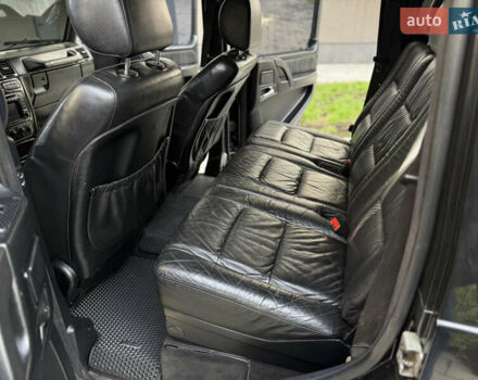 Черный Мерседес Г-Класс, объемом двигателя 5 л и пробегом 303 тыс. км за 22500 $, фото 11 на Automoto.ua