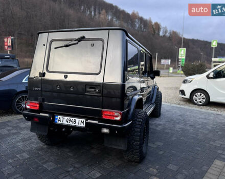 Чорний Мерседес Г-Клас, об'ємом двигуна 5 л та пробігом 112 тис. км за 22777 $, фото 6 на Automoto.ua