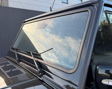 Черный Мерседес Г-Класс, объемом двигателя 5 л и пробегом 232 тыс. км за 34000 $, фото 12 на Automoto.ua