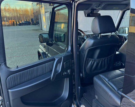 Черный Мерседес Г-Класс, объемом двигателя 5 л и пробегом 232 тыс. км за 34000 $, фото 14 на Automoto.ua