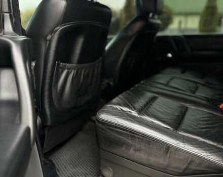 Черный Мерседес Г-Класс, объемом двигателя 4.97 л и пробегом 167 тыс. км за 31777 $, фото 15 на Automoto.ua