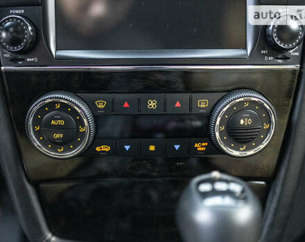 Черный Мерседес Г-Класс, объемом двигателя 5.44 л и пробегом 148 тыс. км за 35500 $, фото 41 на Automoto.ua