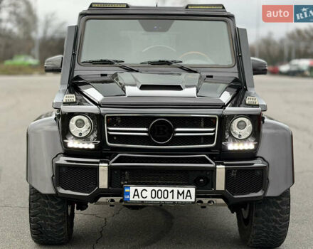 Черный Мерседес Г-Класс, объемом двигателя 5.44 л и пробегом 198 тыс. км за 30000 $, фото 1 на Automoto.ua
