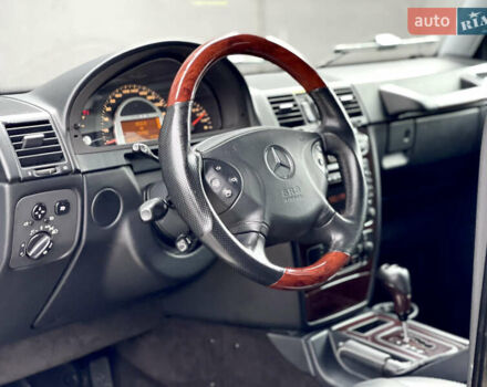 Черный Мерседес Г-Класс, объемом двигателя 5.5 л и пробегом 131 тыс. км за 45000 $, фото 37 на Automoto.ua