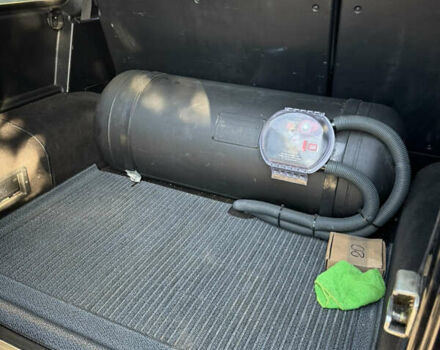 Черный Мерседес Г-Класс, объемом двигателя 4.97 л и пробегом 296 тыс. км за 27900 $, фото 18 на Automoto.ua