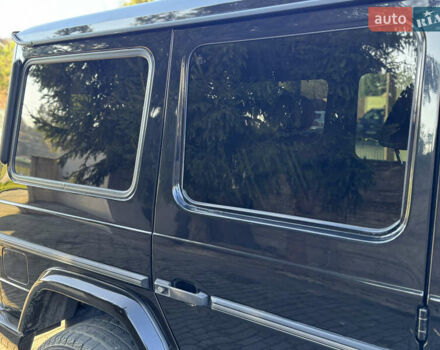 Черный Мерседес Г-Класс, объемом двигателя 4.97 л и пробегом 296 тыс. км за 27900 $, фото 6 на Automoto.ua