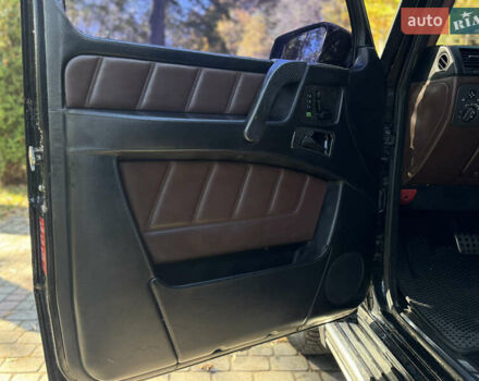 Чорний Мерседес Г-Клас, об'ємом двигуна 5.44 л та пробігом 229 тис. км за 34900 $, фото 7 на Automoto.ua
