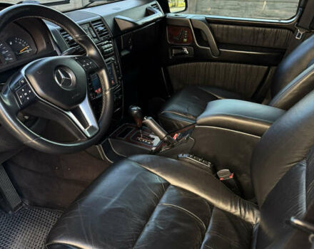 Черный Мерседес Г-Класс, объемом двигателя 4.97 л и пробегом 296 тыс. км за 27900 $, фото 17 на Automoto.ua