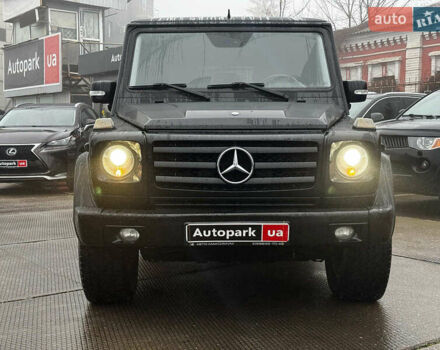 Черный Мерседес Г-Класс, объемом двигателя 5 л и пробегом 98 тыс. км за 31690 $, фото 2 на Automoto.ua