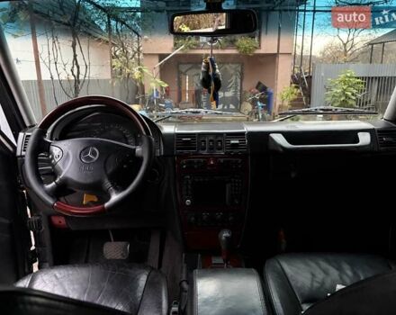 Чорний Мерседес Г-Клас, об'ємом двигуна 4.97 л та пробігом 252 тис. км за 23600 $, фото 7 на Automoto.ua