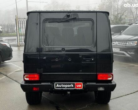 Чорний Мерседес Г-Клас, об'ємом двигуна 5 л та пробігом 98 тис. км за 31690 $, фото 6 на Automoto.ua