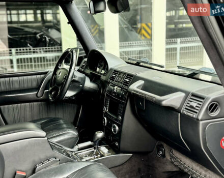 Черный Мерседес Г-Класс, объемом двигателя 5.5 л и пробегом 180 тыс. км за 40000 $, фото 24 на Automoto.ua