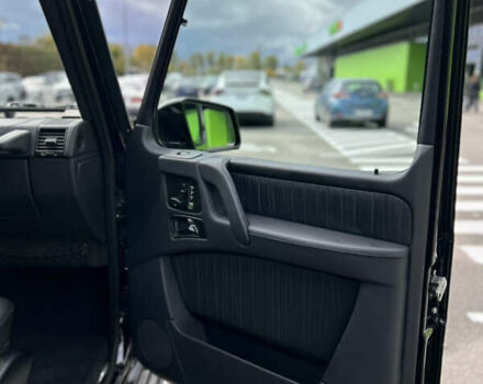 Чорний Мерседес Г-Клас, об'ємом двигуна 5.44 л та пробігом 160 тис. км за 39900 $, фото 7 на Automoto.ua