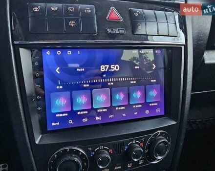 Чорний Мерседес Г-Клас, об'ємом двигуна 5.44 л та пробігом 196 тис. км за 27777 $, фото 30 на Automoto.ua