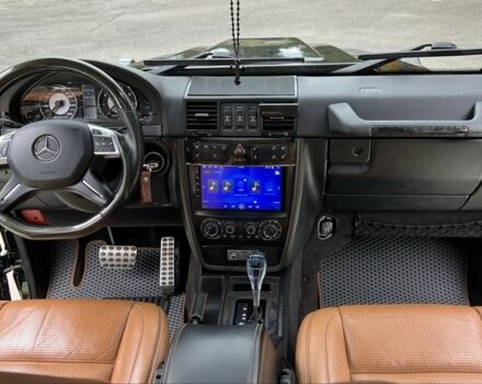 Черный Мерседес Г-Класс, объемом двигателя 5.5 л и пробегом 240 тыс. км за 35000 $, фото 7 на Automoto.ua