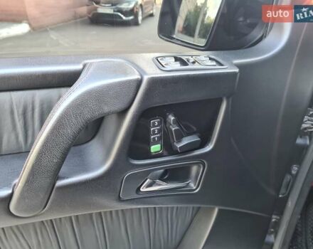 Чорний Мерседес Г-Клас, об'ємом двигуна 5.5 л та пробігом 170 тис. км за 33750 $, фото 21 на Automoto.ua