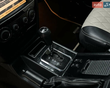 Чорний Мерседес Г-Клас, об'ємом двигуна 5.5 л та пробігом 176 тис. км за 37900 $, фото 25 на Automoto.ua