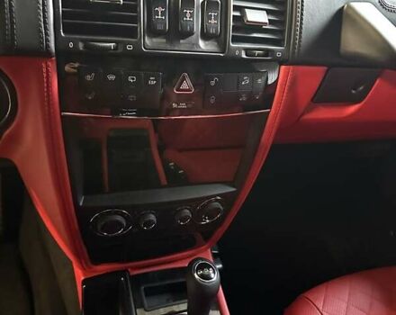 Черный Мерседес Г-Класс, объемом двигателя 5.4 л и пробегом 155 тыс. км за 43000 $, фото 23 на Automoto.ua