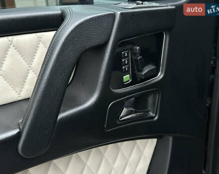Чорний Мерседес Г-Клас, об'ємом двигуна 5.5 л та пробігом 176 тис. км за 37900 $, фото 30 на Automoto.ua